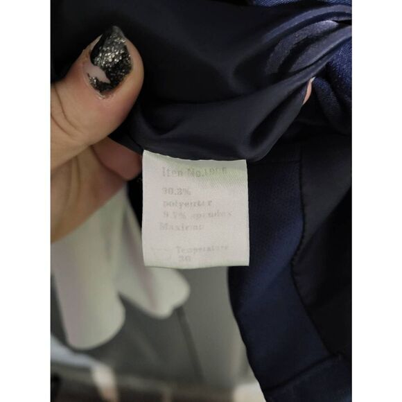 Womens navy blazer with matching collard under shirt - Picture 7 of 8